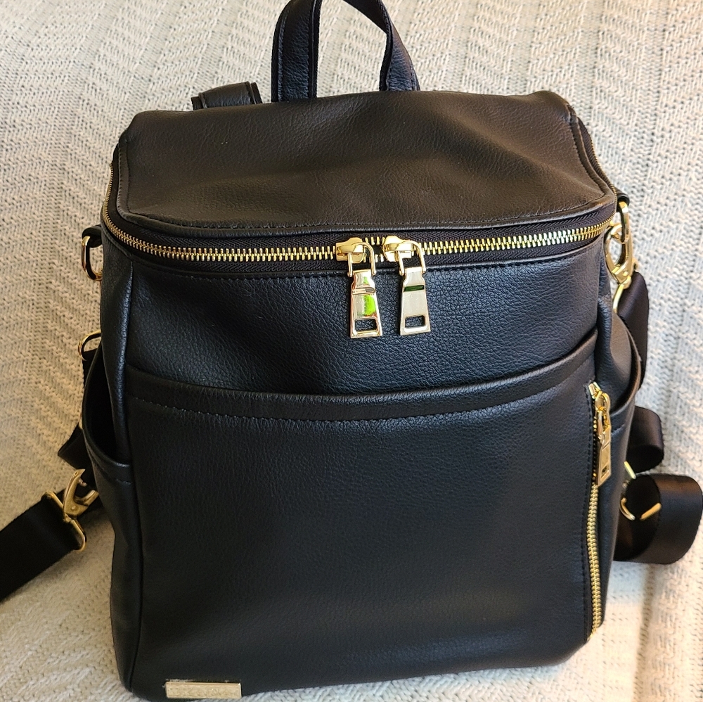 Azaria La Mere Petite in Black with Gold